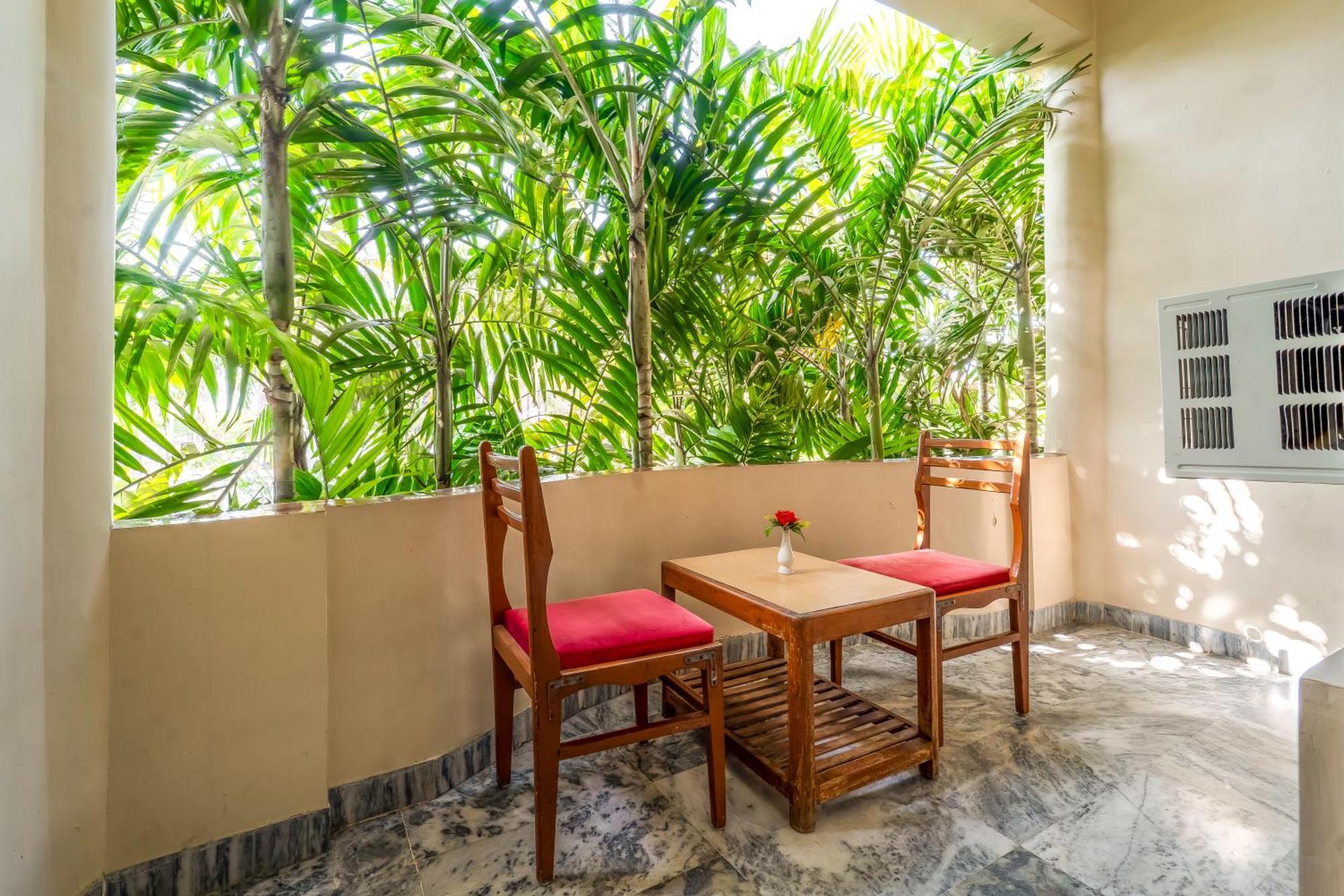 Hotel Chandrawati Palace Abu Road Exterior photo